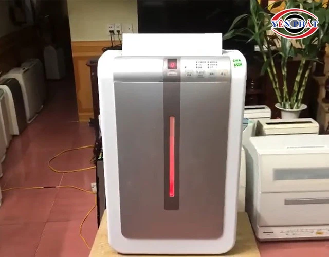 Máy hút ẩm Hitachi RD-18TX