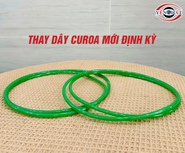 Thay dây curoa xe quét rác KMS-S1