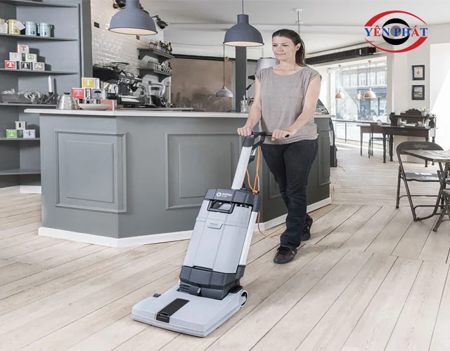 Máy lau sàn liên hợp Nilfisk SC100