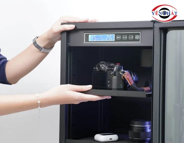 sử dụng Tủ chống ẩm FujiE AD030
