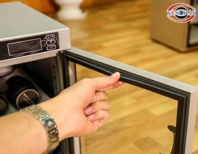 hướng dẫn mua tủ chống ẩm cũ giảm rủi ro