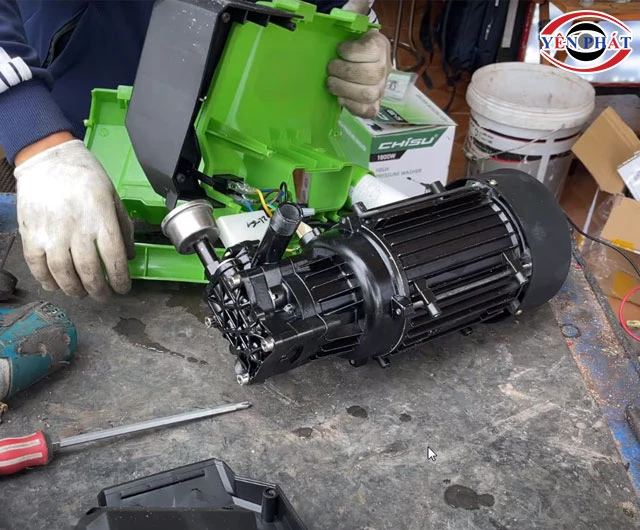 máy rửa xe Chisu bền bỉ