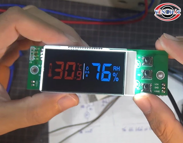 tủ chống ẩm cũ cần sửa chữa thường xuyên