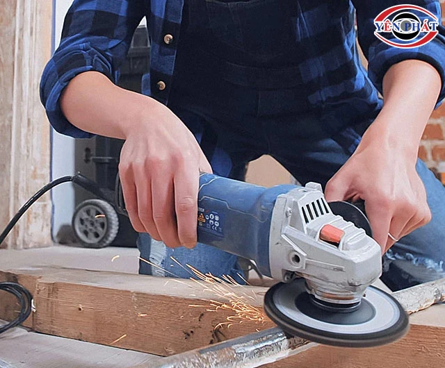 Chạy thử máy mài cầm tay cũ