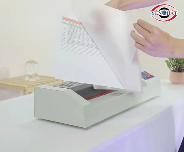 chuẩn bị giấy ép plastic