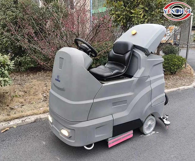 ưu điểm máy chà sàn ngồi lái Kumisai KMS 245