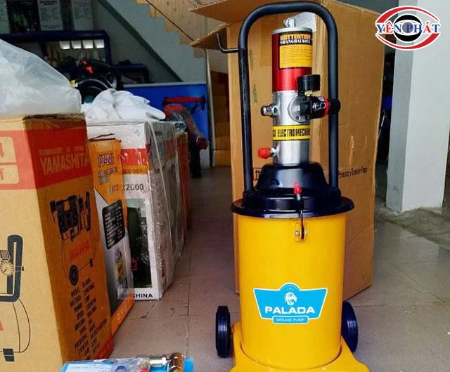 Máy bơm mỡ Palada