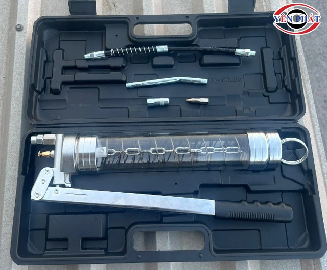 Bơm mỡ KOMAXX 900CC