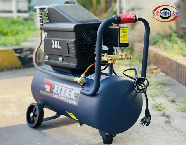 Máy bơm hơi Btec BT3036 (36 lít)