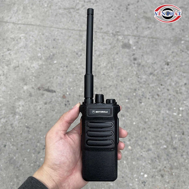 Motorola CP-108 Plus