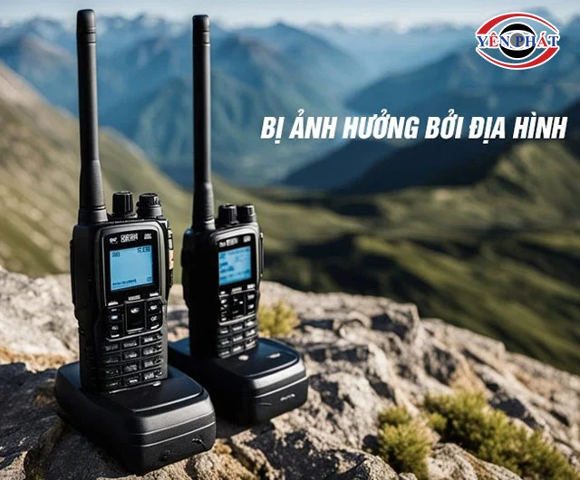 môi trường ảnh hưởng khả năng liên lạc của bộ đàm 10km