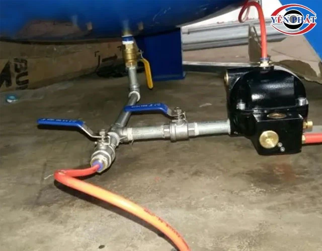 vì sao cần Xả nước máy nén khí