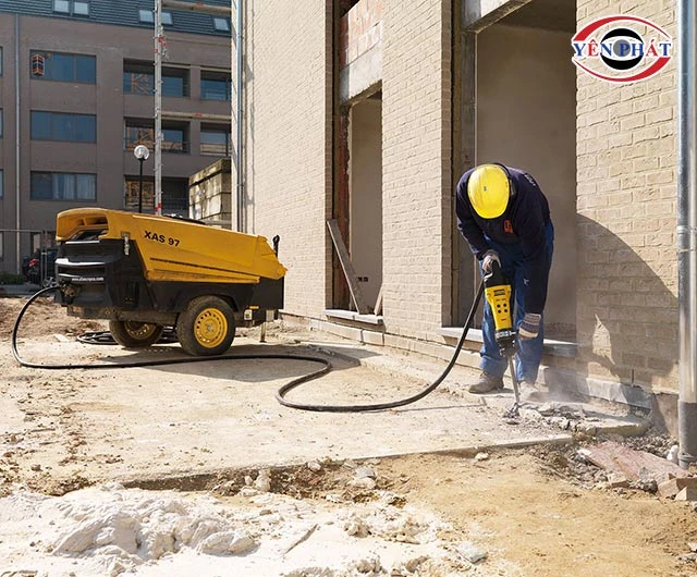 máy nén khí khoan đá siêu cơ động