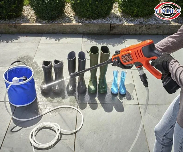 Máy rửa xe Black & Decker BCPW350C1 20V