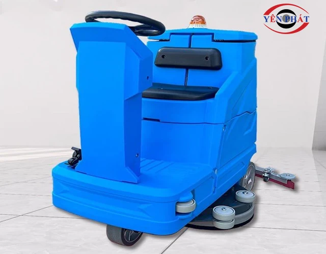 Máy chà sàn ngồi lái Krapo