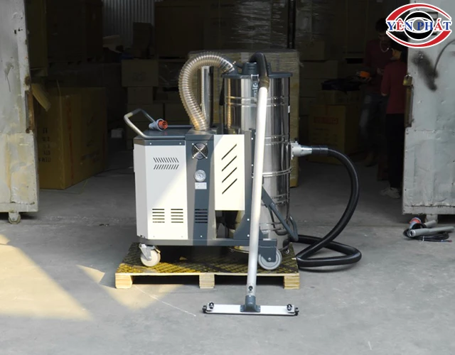 máy hút bụi công suất lớn