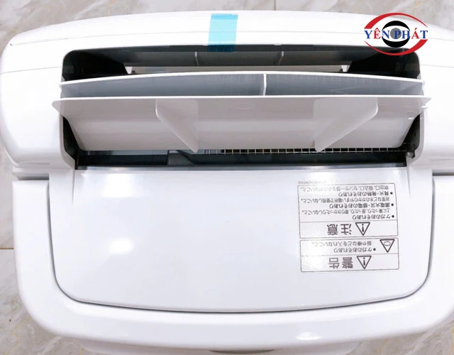 Hạn chế mở cửa, quạt khi thiết bị làm việc