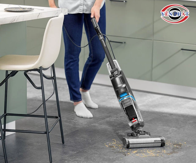 Máy chà sàn Bissell Crosswave dễ sử dụng