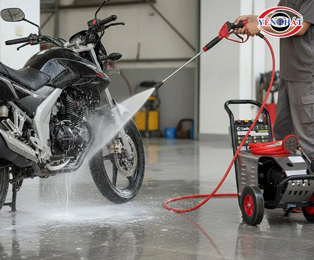 máy rửa xe Lucky xịt rửa siêu mạnh