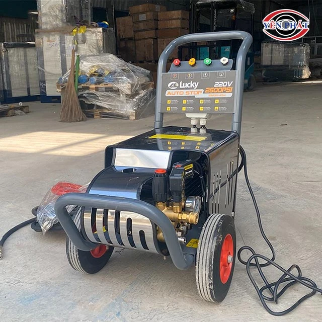 Máy rửa xe Lucky: Công suất khỏe, Rửa sạch mọi vết bẩn