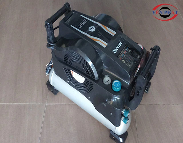 Máy nén khí Makita không dầu