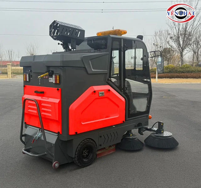  xe quét rác KMS-S240 