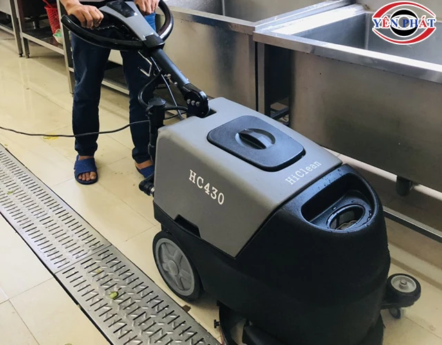 lưu ý khi dùng máy chà sàn Hiclean HC430