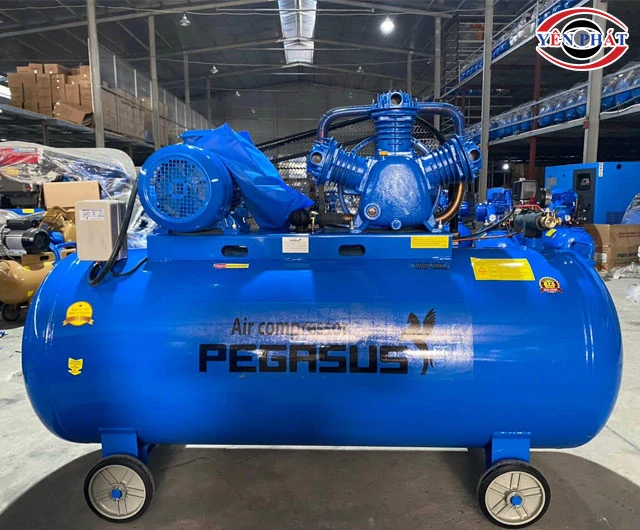 máy nén khí ngâm dầu 380V