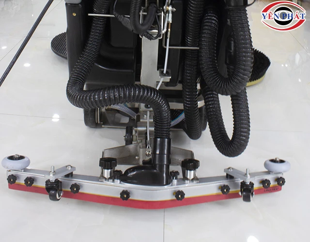 thanh gạt phía sau