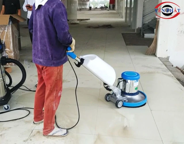 Lưu ý khi vận hành và bảo dưỡng máy chà sàn Cleprox