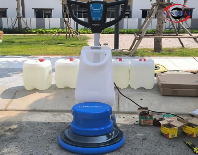 máy chà sàn Cleprox chạy êm