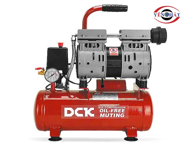 Máy nén khí 8L 550W KQE1608L - DCK không dầu