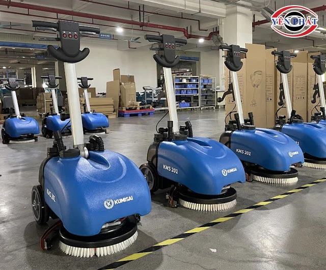 Chọn máy chà sàn pin