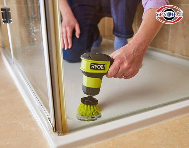 Chi tiết cách dùng máy chà sàn Ryobi đúng kỹ thuật