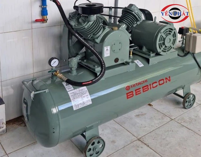 Máy nén khí 10HP Hitachi