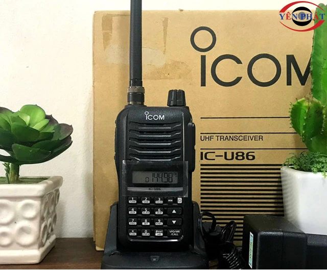 Máy bộ đàm ICOM IC-V86 / IC-U86