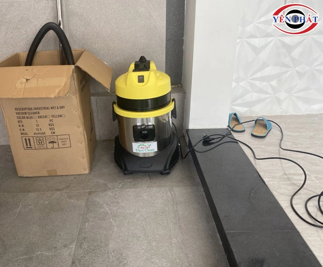 Máy hút bụi công nghiệp 2200W Davi Clean DV1-15JP
