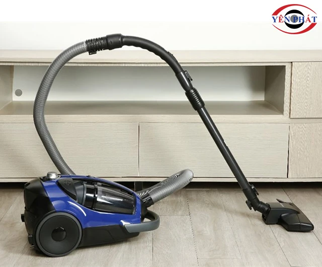 Máy hút bụi 2200W SAMSUNG VCC8836V36/XSV