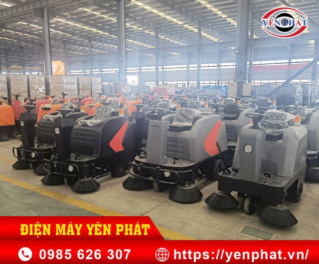 yên phát bán xe quét rác ngồi lái DQC - Tech 18F giá rẻ