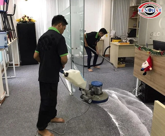 Cách dùng máy chà sàn giặt thảm