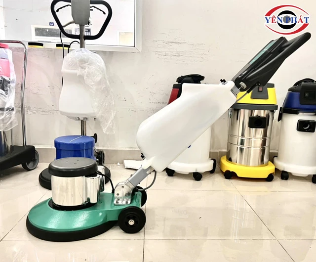 Máy chà sàn giặt thảm bền bỉ