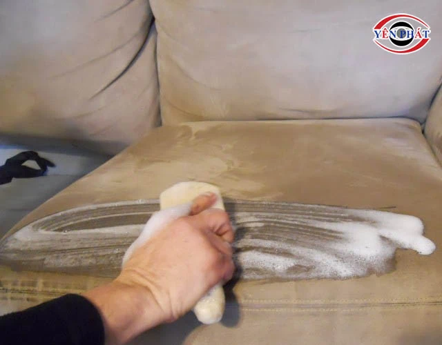 câu hỏi liên quan tới Dung dịch làm sạch ghế sofa