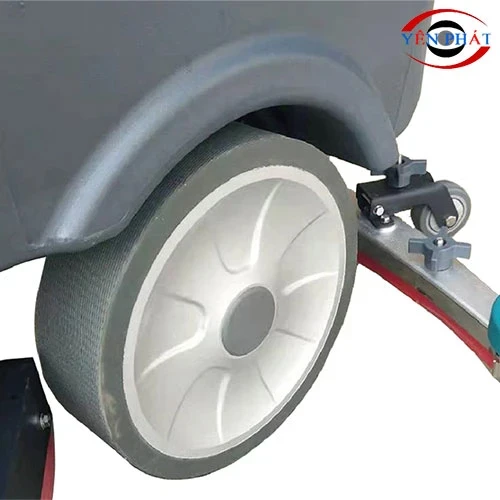 Máy chà sàn ngồi lái Kumisai KMS D8F 3