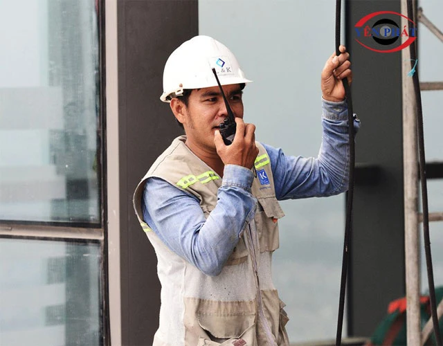 Vai trò của bộ đàm trong công việc