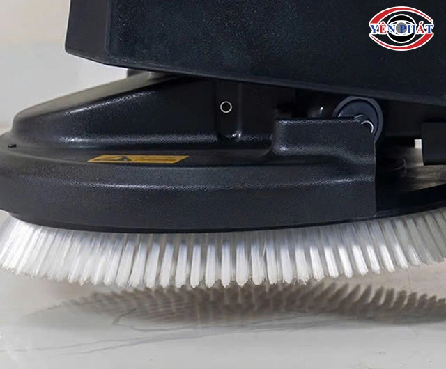 bàn chải máy chà sàn Masterclean 