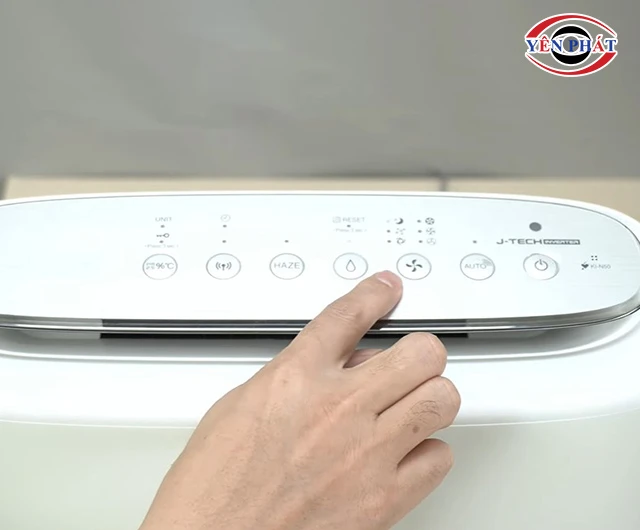 các nút của máy lọc không khí Sharp