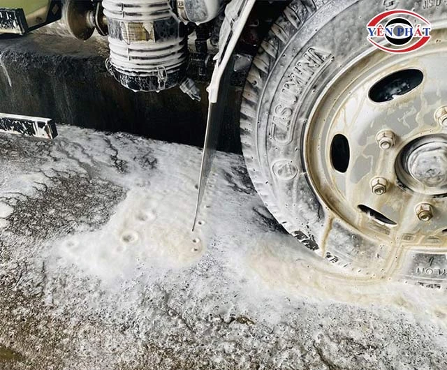 Bột rửa xe không chạm tẩy vết bẩn