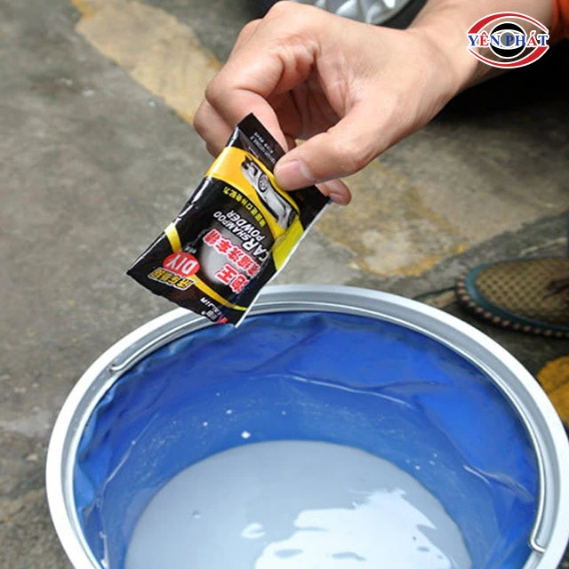 Pha bột rửa xe không chạm