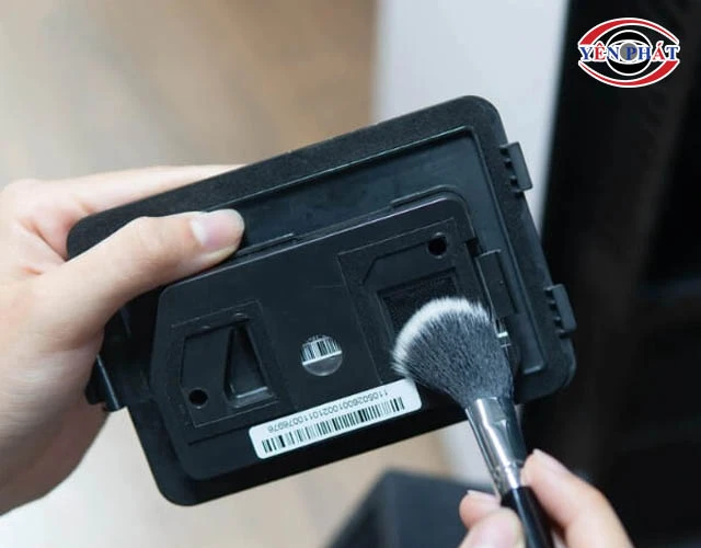 Lỗi C4 máy lọc không khí Sharp do cảm biến bẩn