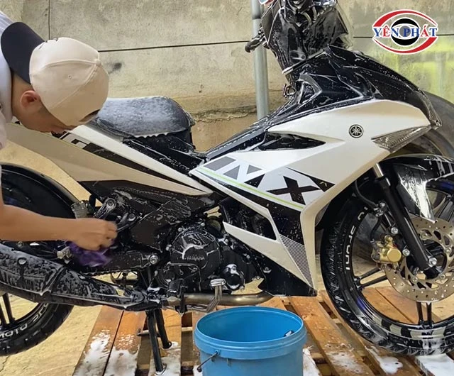 vệ sinh xe Exciter